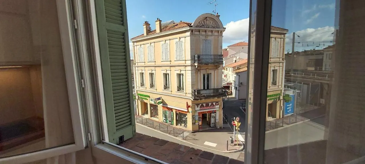 公寓 123 Sadi Carnot, Classe 2 Etoiles Saint-Raphaël 法国