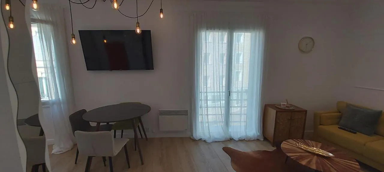 Apartment 123 Sadi Carnot, Classe 2 Etoiles Saint-Raphael  France