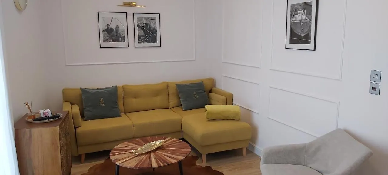 123 Sadi Carnot, Classe 2 Etoiles Saint-Raphael  France